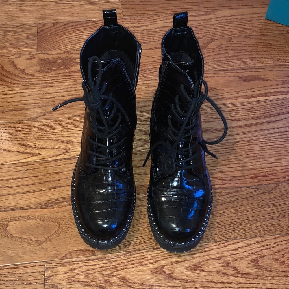Women’s boots